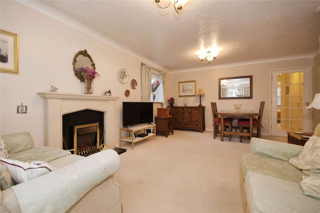 Property photo 3 of 21 Picture No. 39