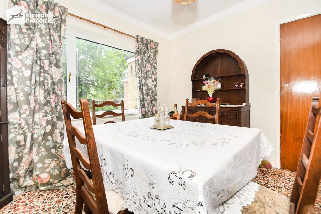 Property photo 3 of 12 Image 3