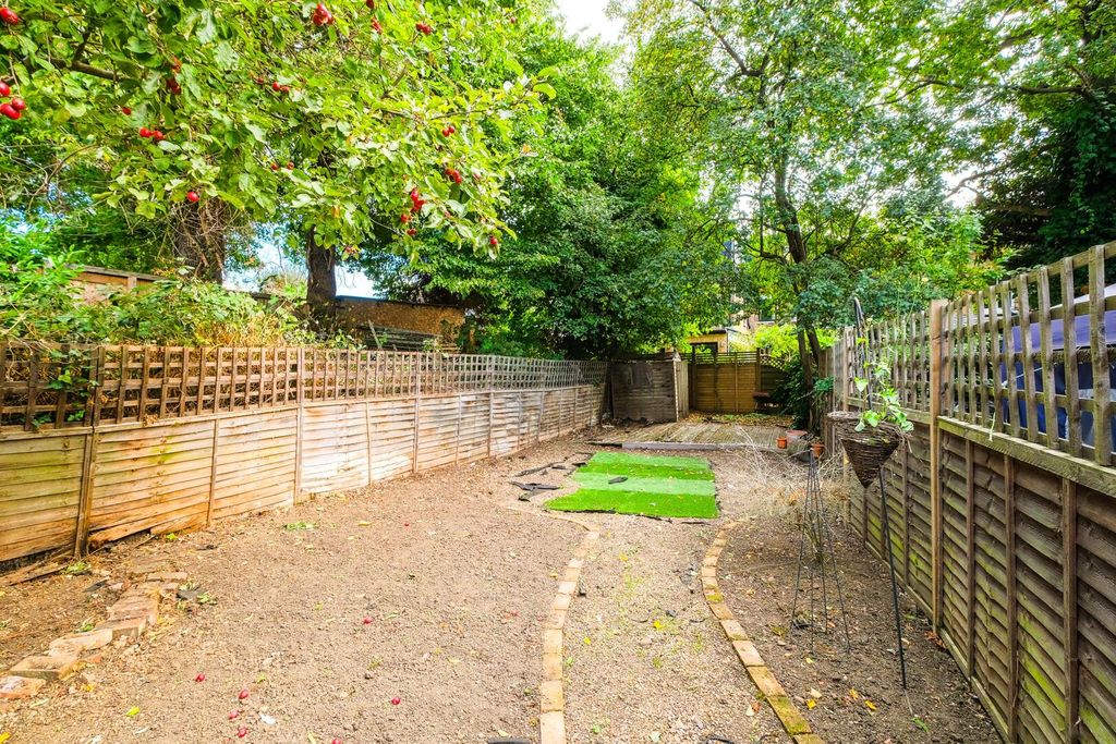 Property photo 2 of 16