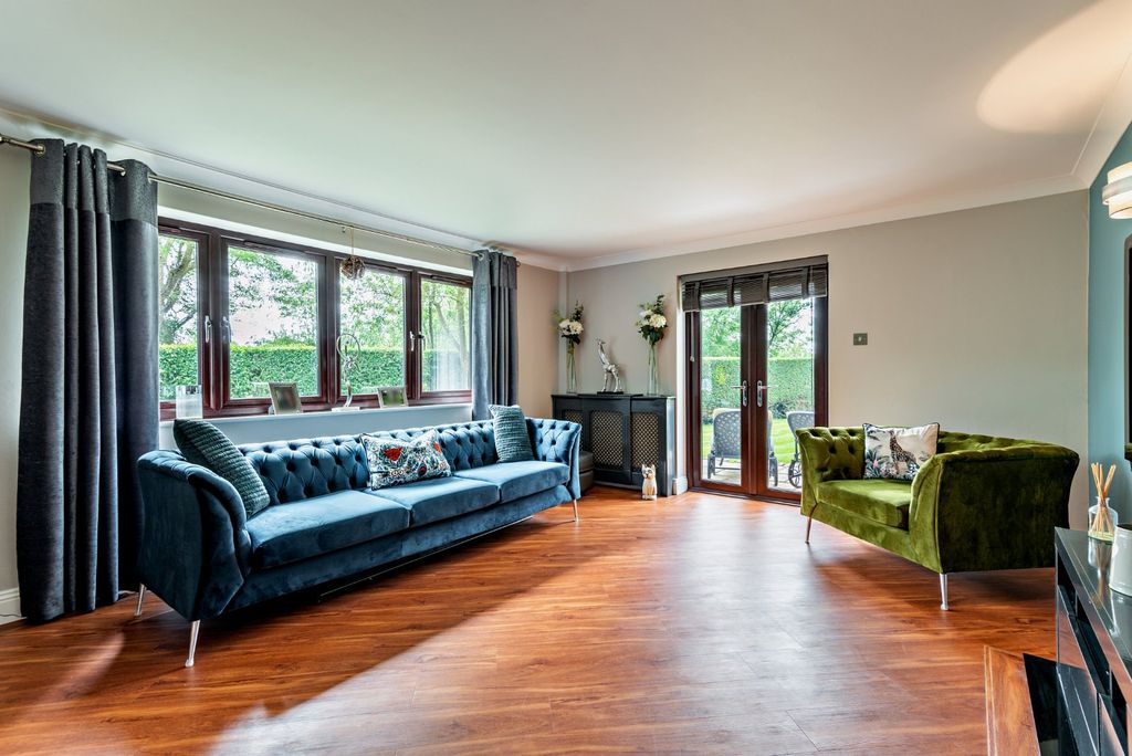 Additional image 5 of 5 bed detached house for saleWestley Mill, Binfield, Bracknell, Berkshire RG42