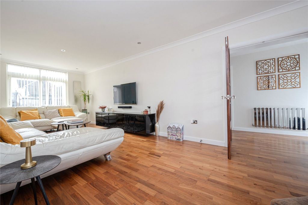 Property photo 3 of 22 Picture No. 3