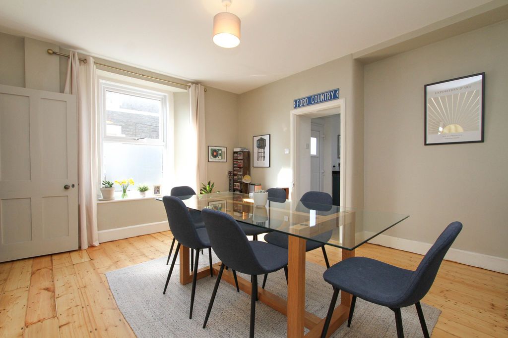 Property photo 3 of 14 Photo 14