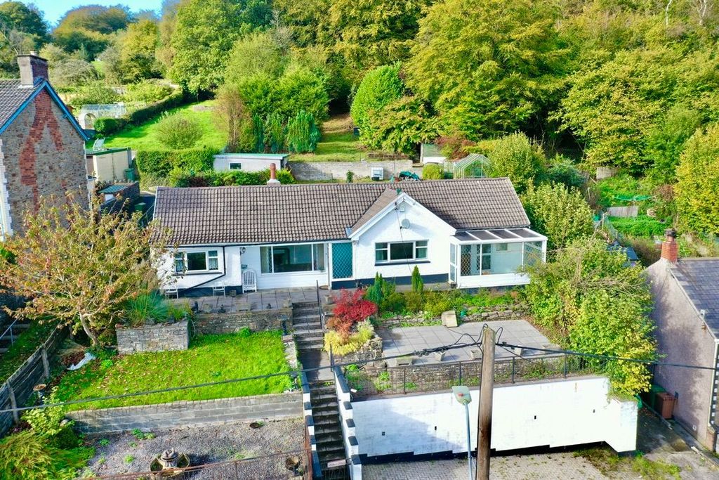 Property photo 1 of 58
