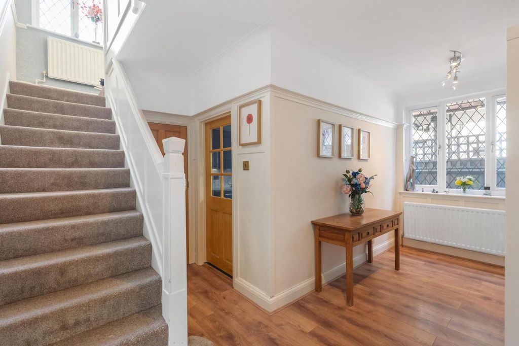 Property photo 3 of 26 Picture No. 17