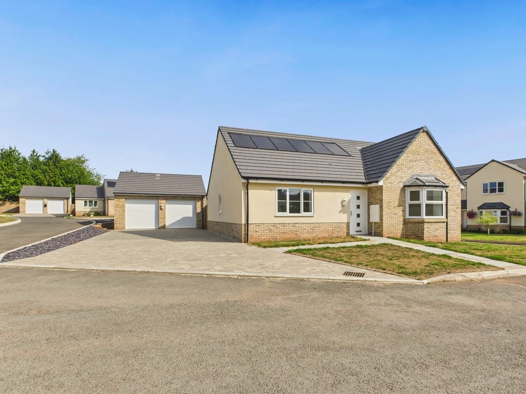 Property photo 1 of 19 Picture No. 55