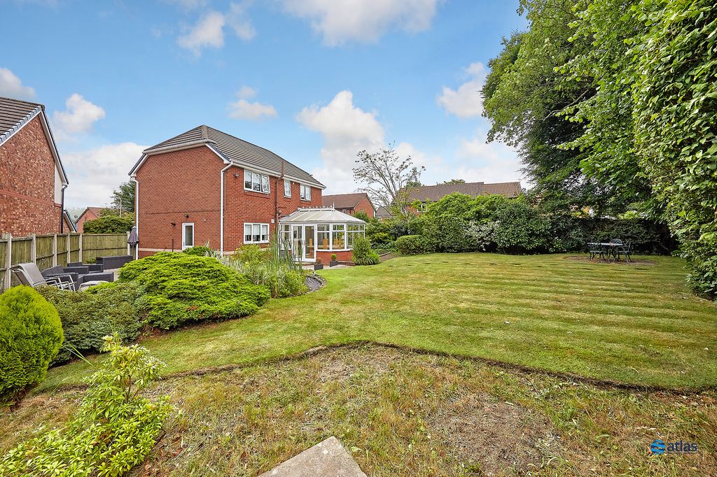 Property photo 2 of 23 Garden