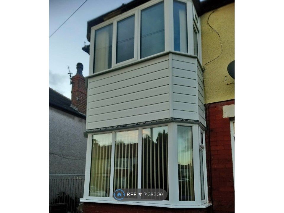 Property photo 1 of 8 Exterior