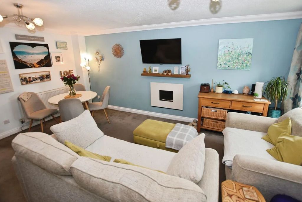 Property photo 2 of 14 Picture 2