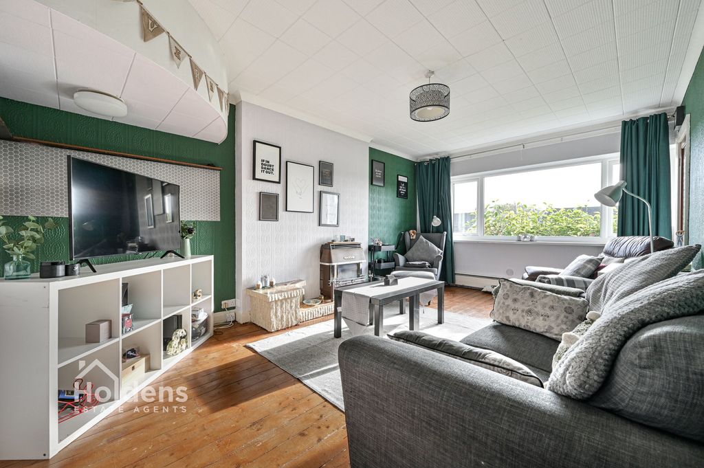 Property photo 3 of 16