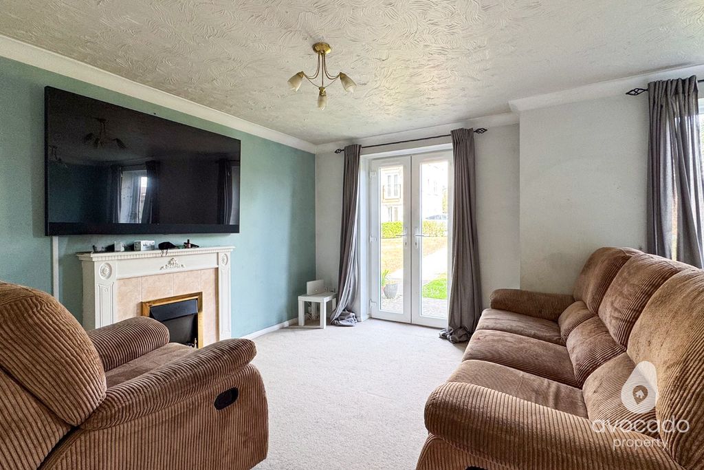 Property photo 2 of 10 4264804