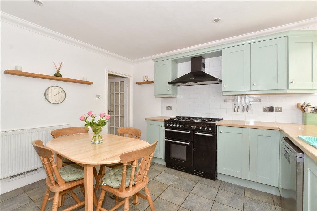 Property photo 2 of 10 Kitchen/Dining Room
