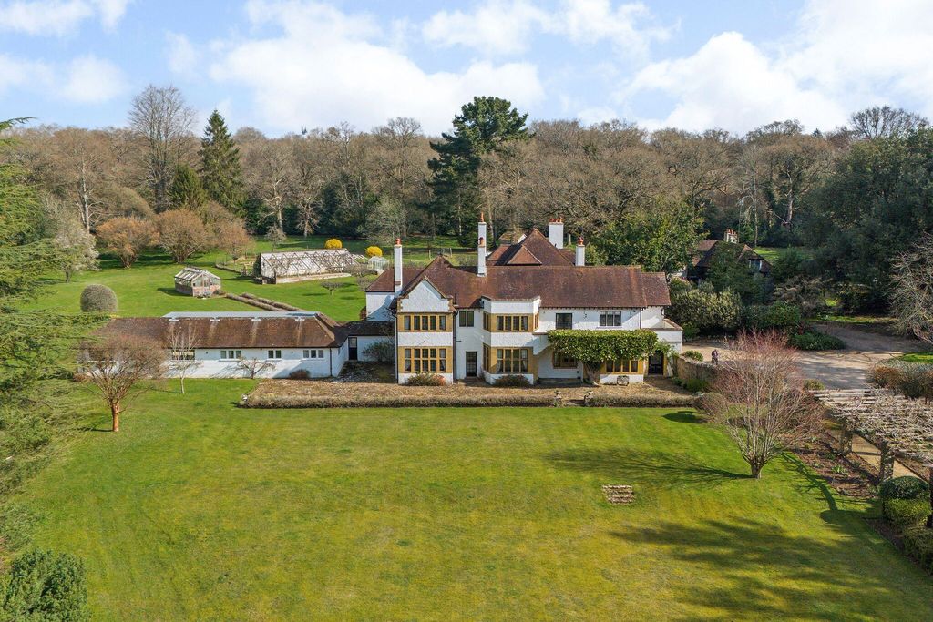 Property photo 1 of 32
