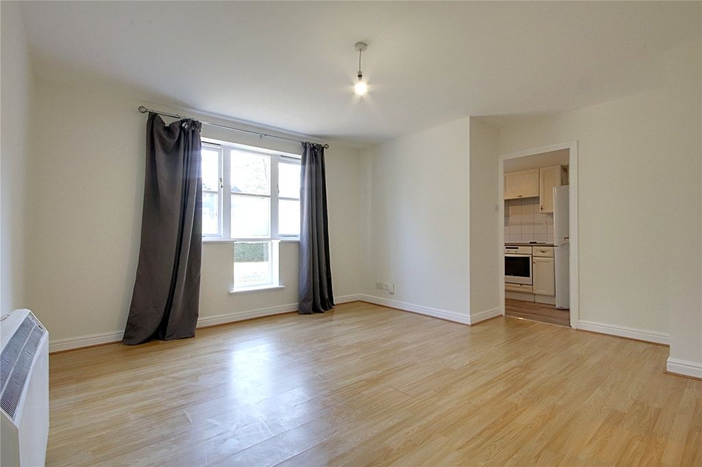 Property photo 2 of 16 Picture No. 05