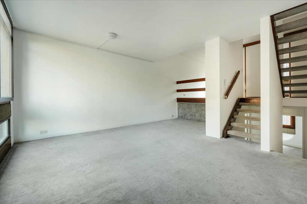 Property photo 1 of 45 Image