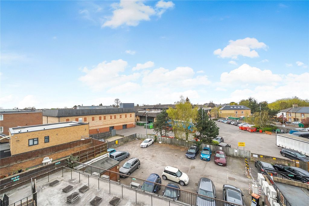 Property photo 2 of 47 Picture No. 26