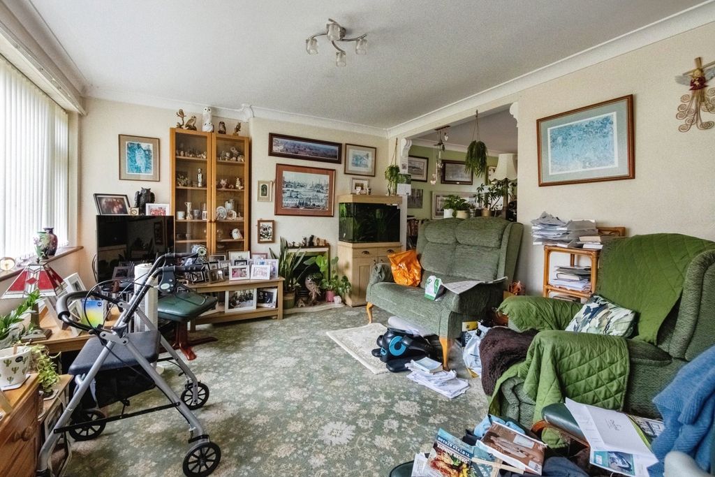 Property photo 3 of 14 Pbox-Img.Jpg