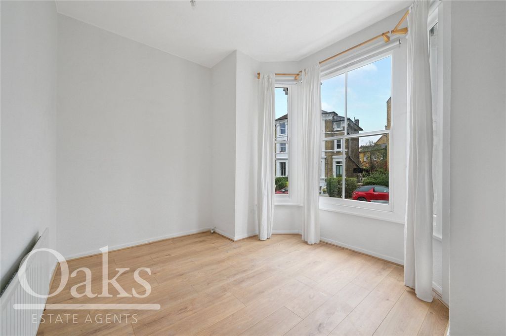 Property photo 3 of 8 Picture No. 07