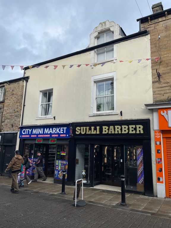 Property photo 1 of 5