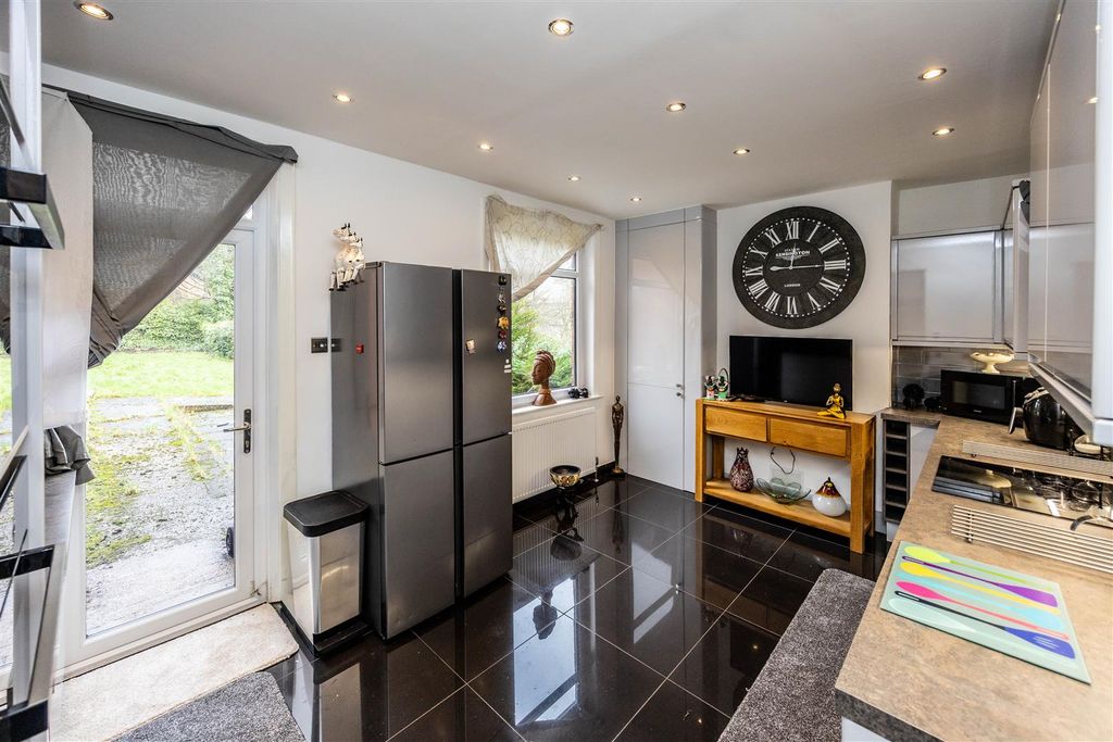 Property photo 3 of 31 13Tahudds-210226-6.Jpg