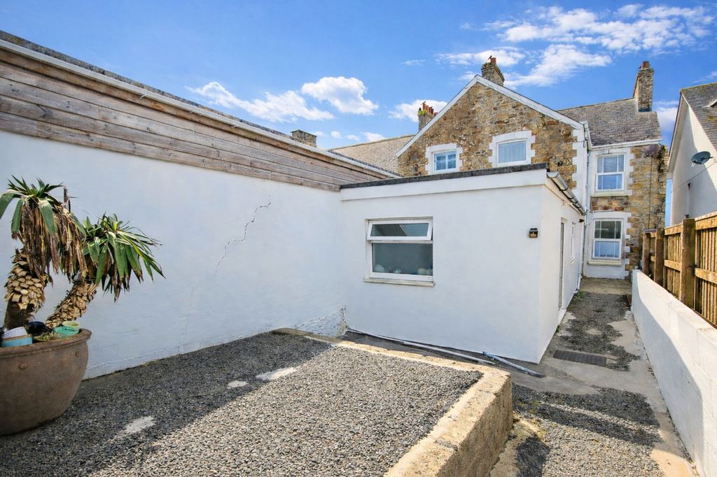 Property photo 2 of 22 External