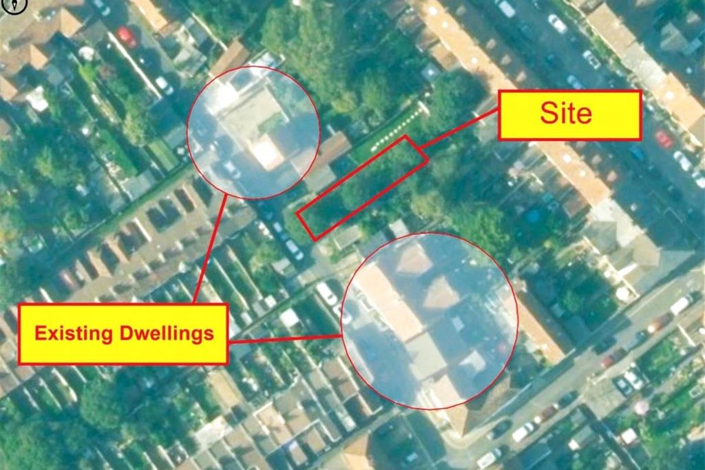 Property photo 3 of 3