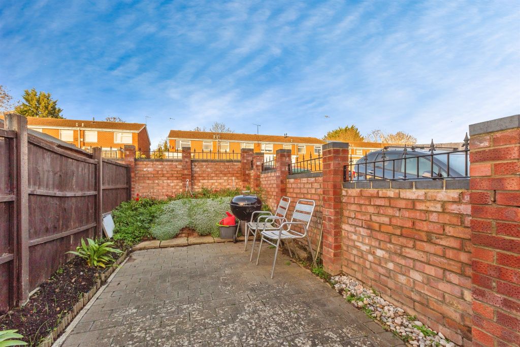 Property photo 3 of 17