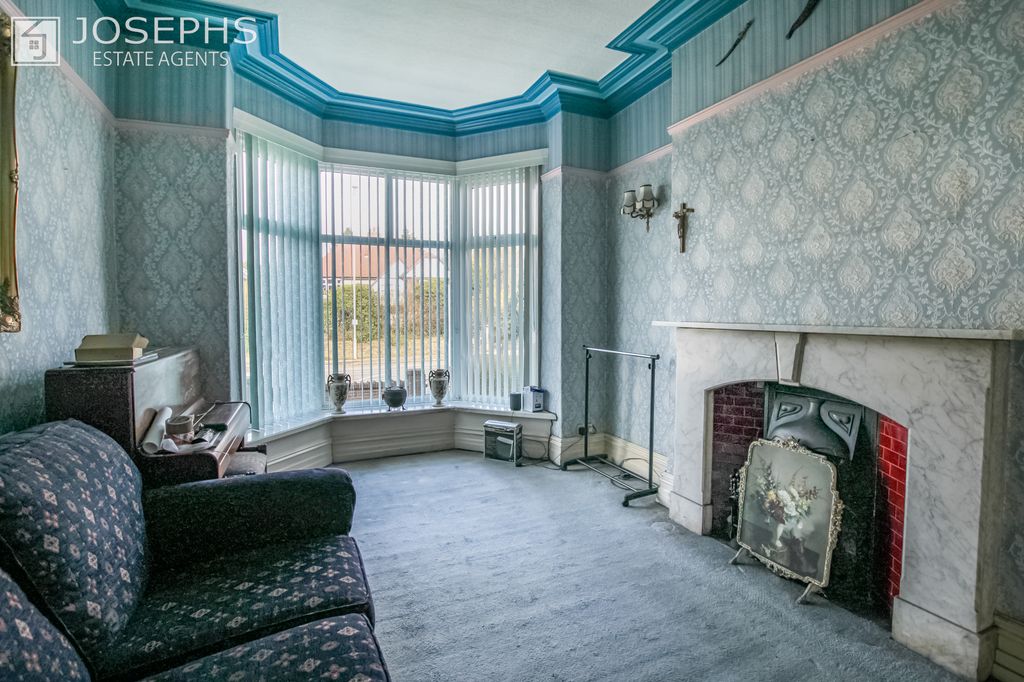 Property photo 3 of 24