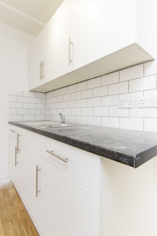 Property photo 1 of 3