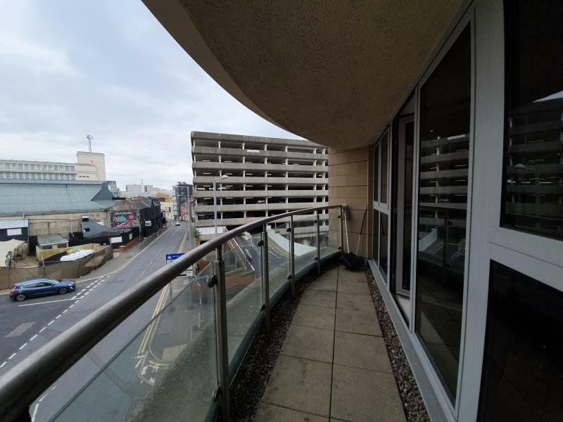 Property photo 3 of 8 Picture No. 04