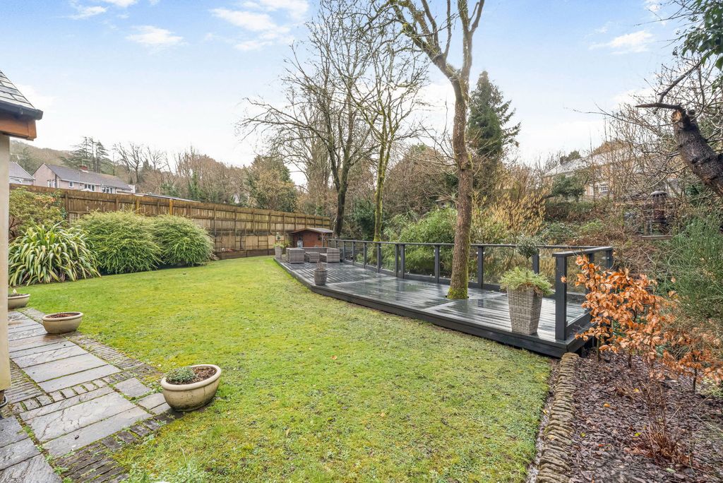 Property photo 3 of 54