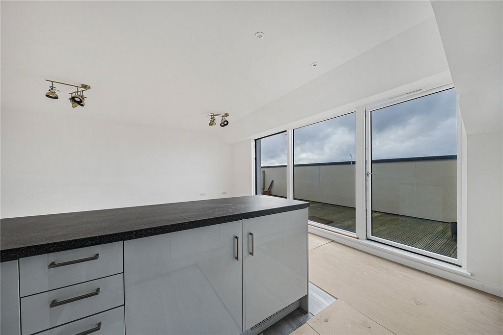 Property photo 3 of 16 Picture No. 45