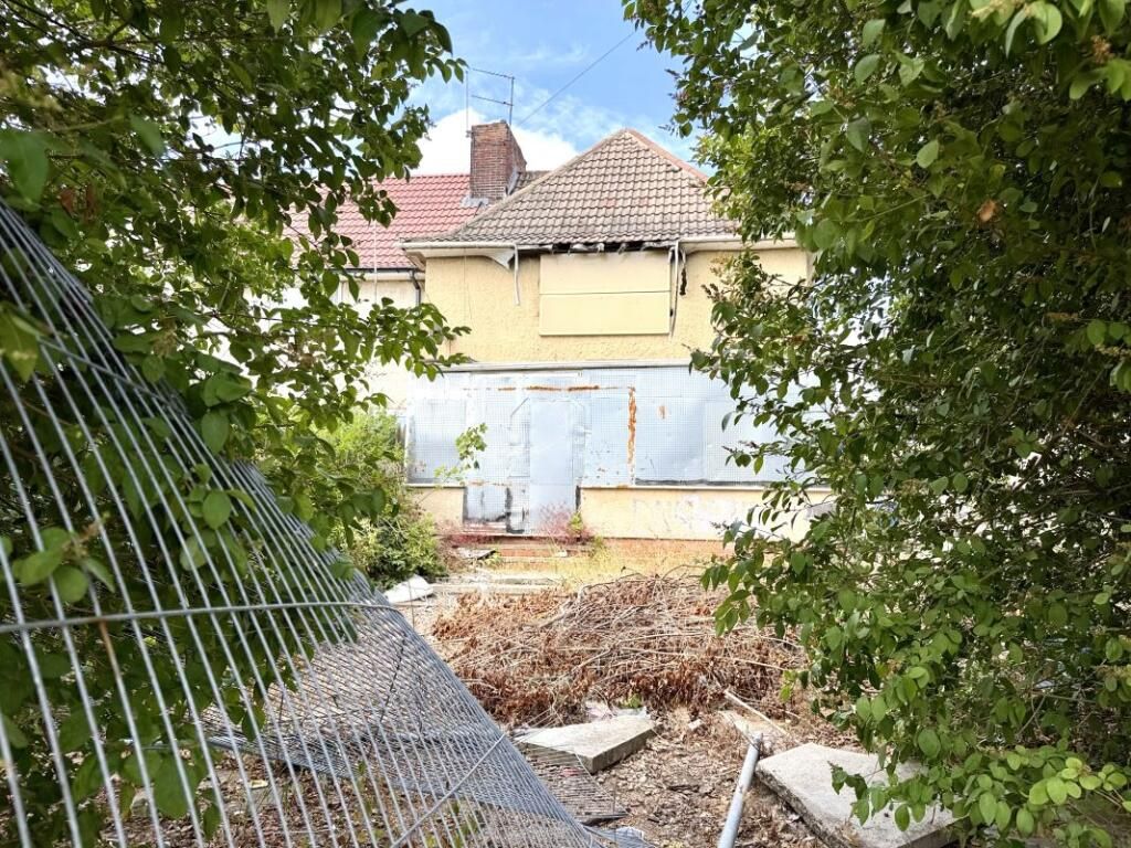 Property photo 3 of 4