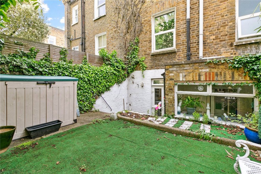 Property photo 1 of 7