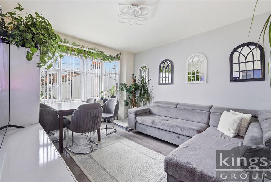 Property photo 2 of 12 Living Room