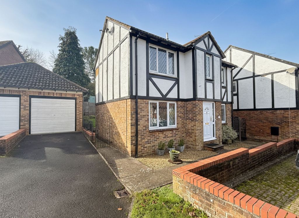 Property photo 1 of 13