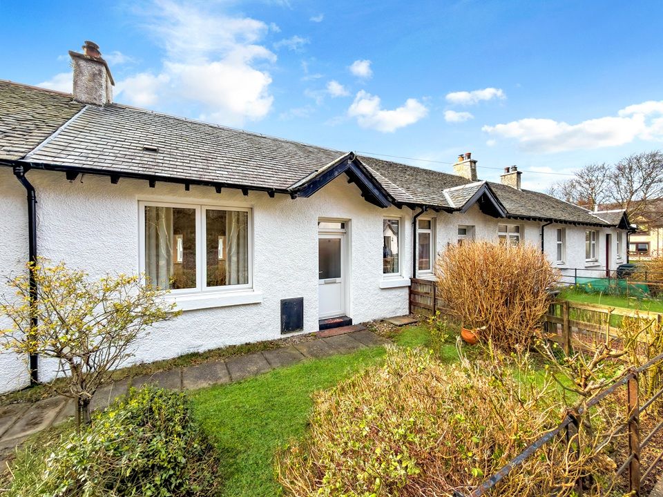 Property photo 2 of 20