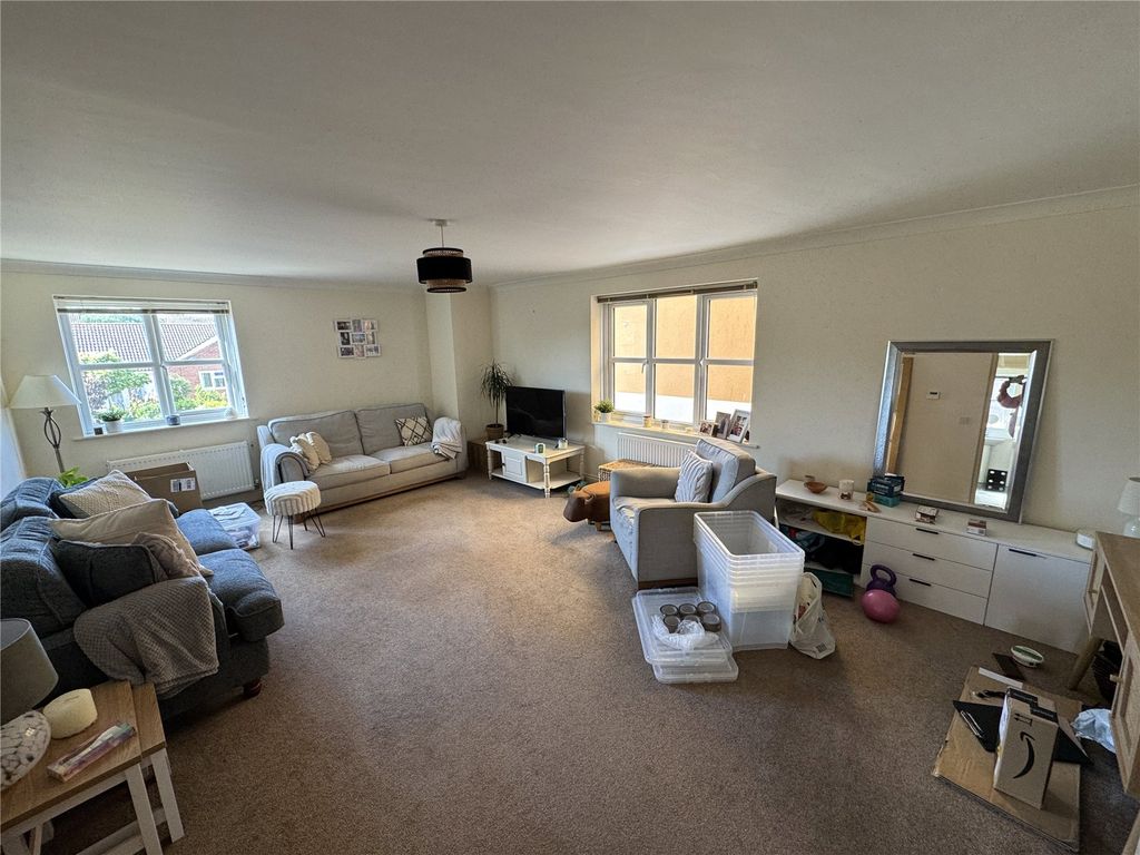 Property photo 3 of 13 Picture No. 11