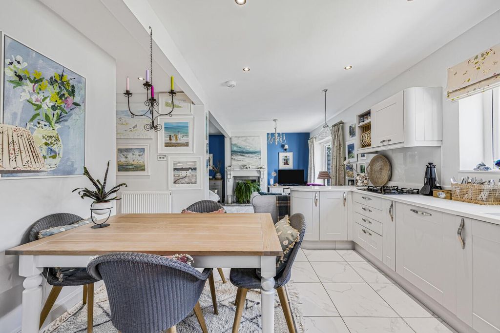 Property photo 2 of 26 22_63995.Jpg