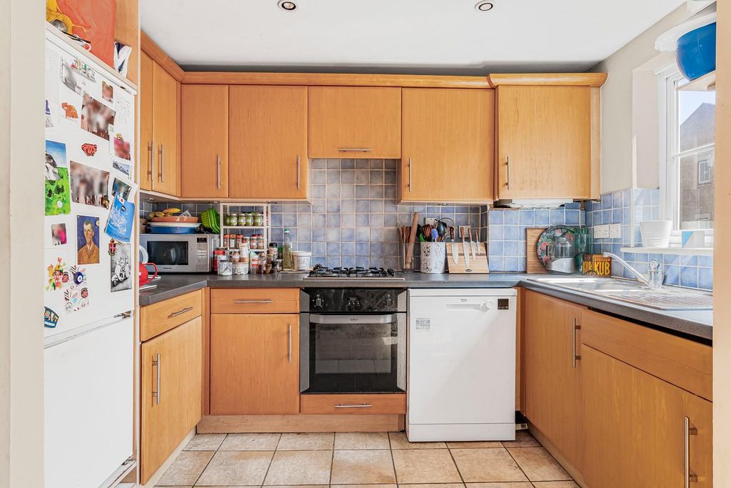 Property photo 3 of 18 10_60913.Jpg