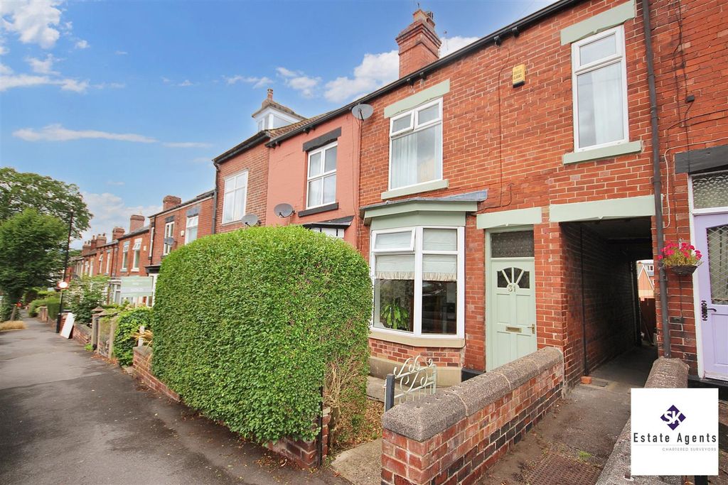 Property photo 1 of 19 Outside