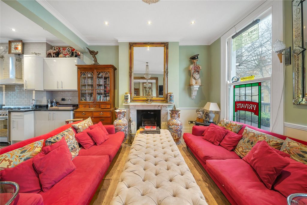 Property photo 2 of 55 Picture No. 05