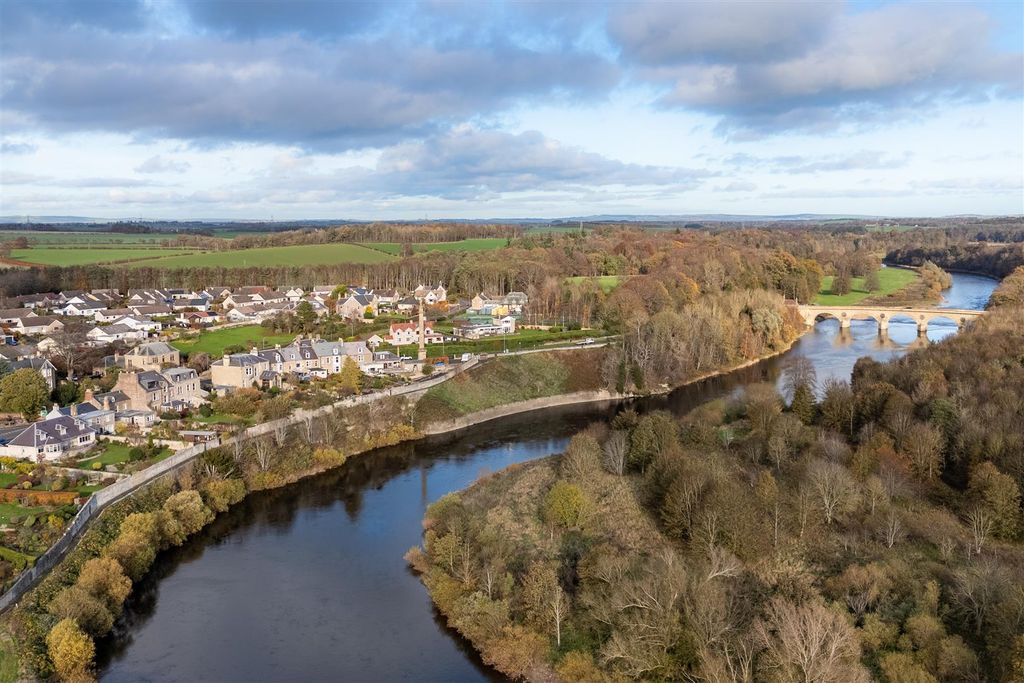 Property photo 3 of 14 15_Market_Square-15.Jpg