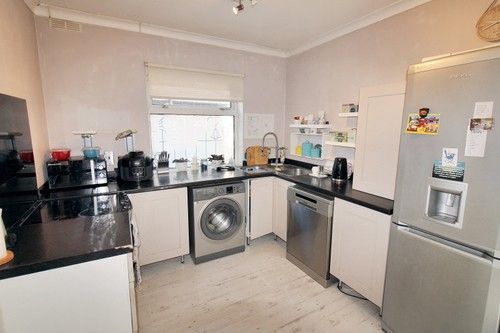Property photo 3 of 14 Photo 9