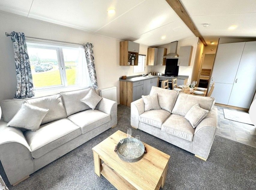 Property photo 2 of 5 Fsvn168E6505256Ff8.Jpg