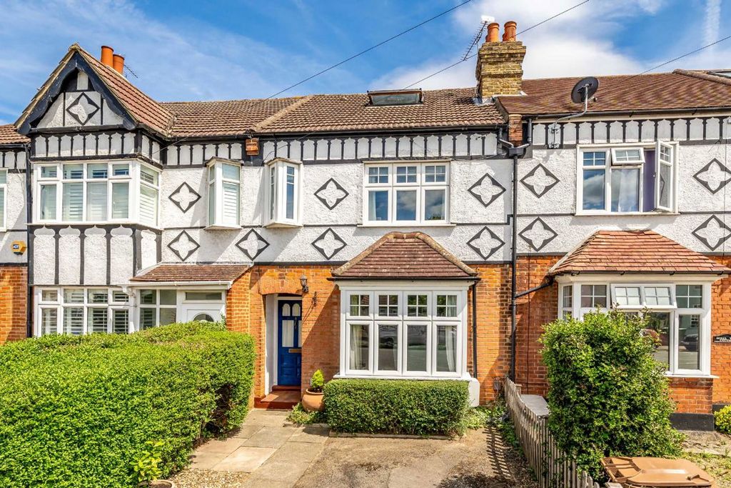 Property photo 1 of 8