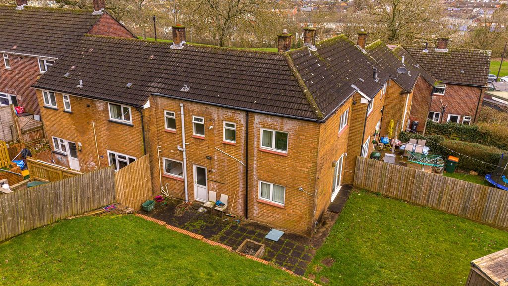 Property photo 1 of 28