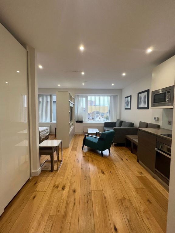 Property photo 1 of 4