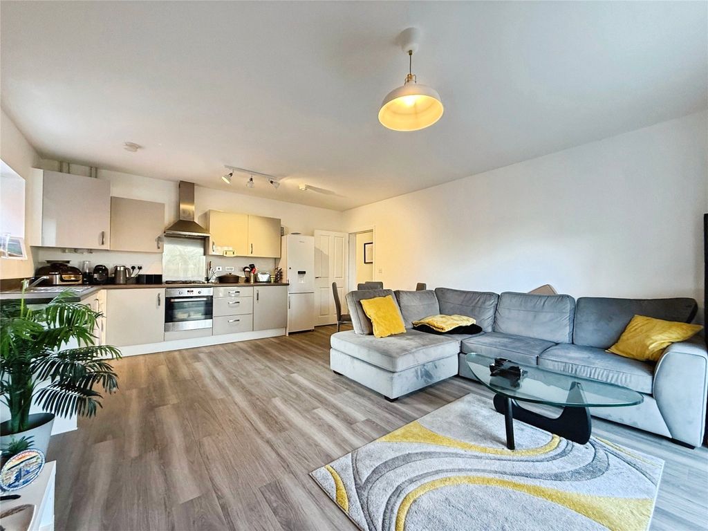 Property photo 2 of 15 Picture No. 07