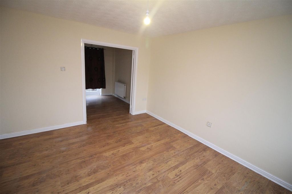 Property photo 2 of 10 Img_5867[1].Jpg