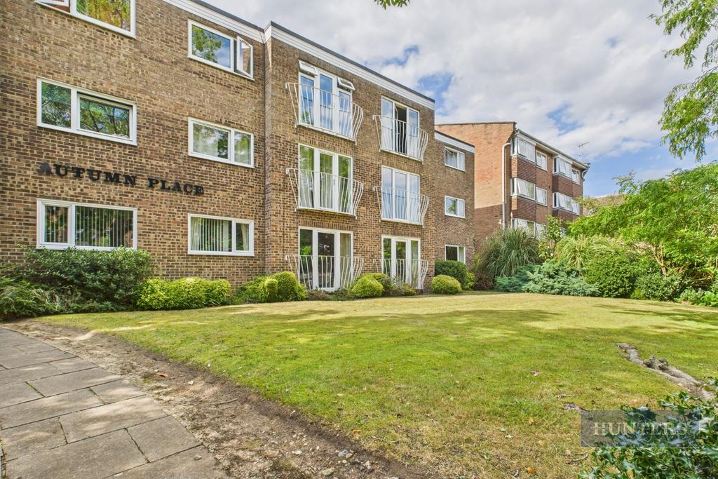 Property photo 1 of 13 Cam05152G0-Pr0189-Still028.Jpg
